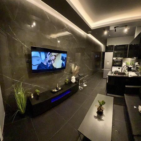 Luxury Black And White Interior Apartments Kalamata Exteriér fotografie